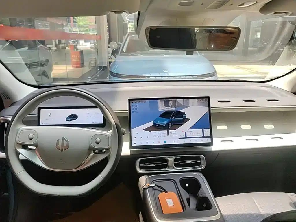 Leapmotor B01 2025 Model 550 LiDAR Edition — миниатюра 10