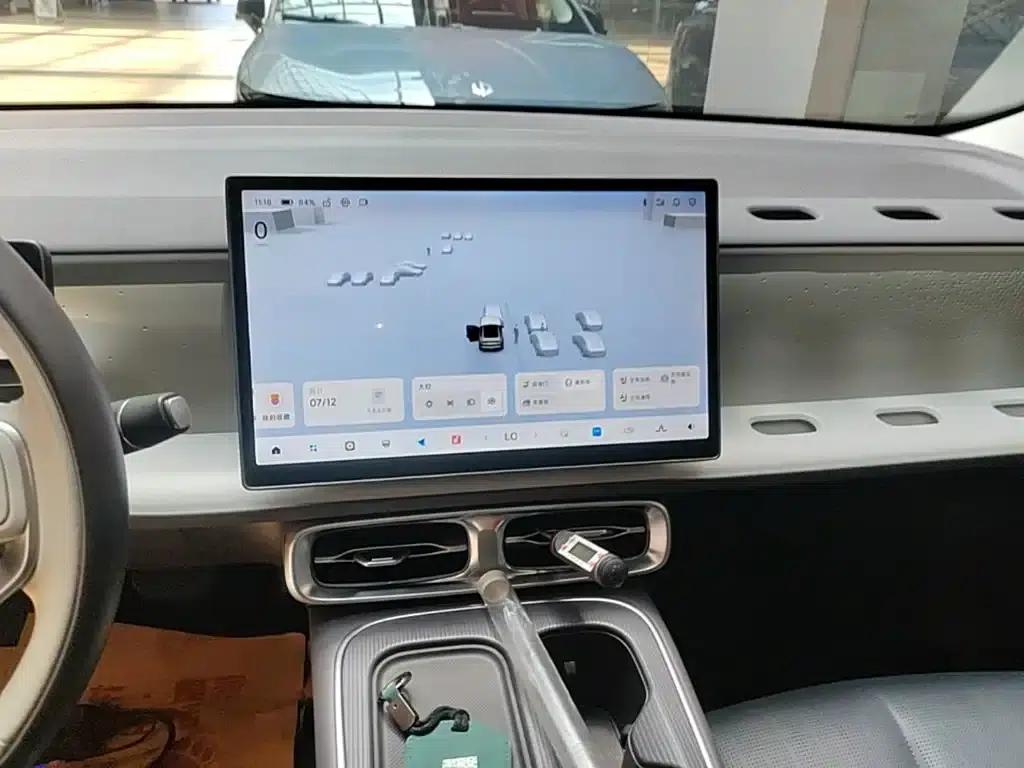 Leapmotor B01 2025 Model 550 LiDAR Edition — миниатюра 13