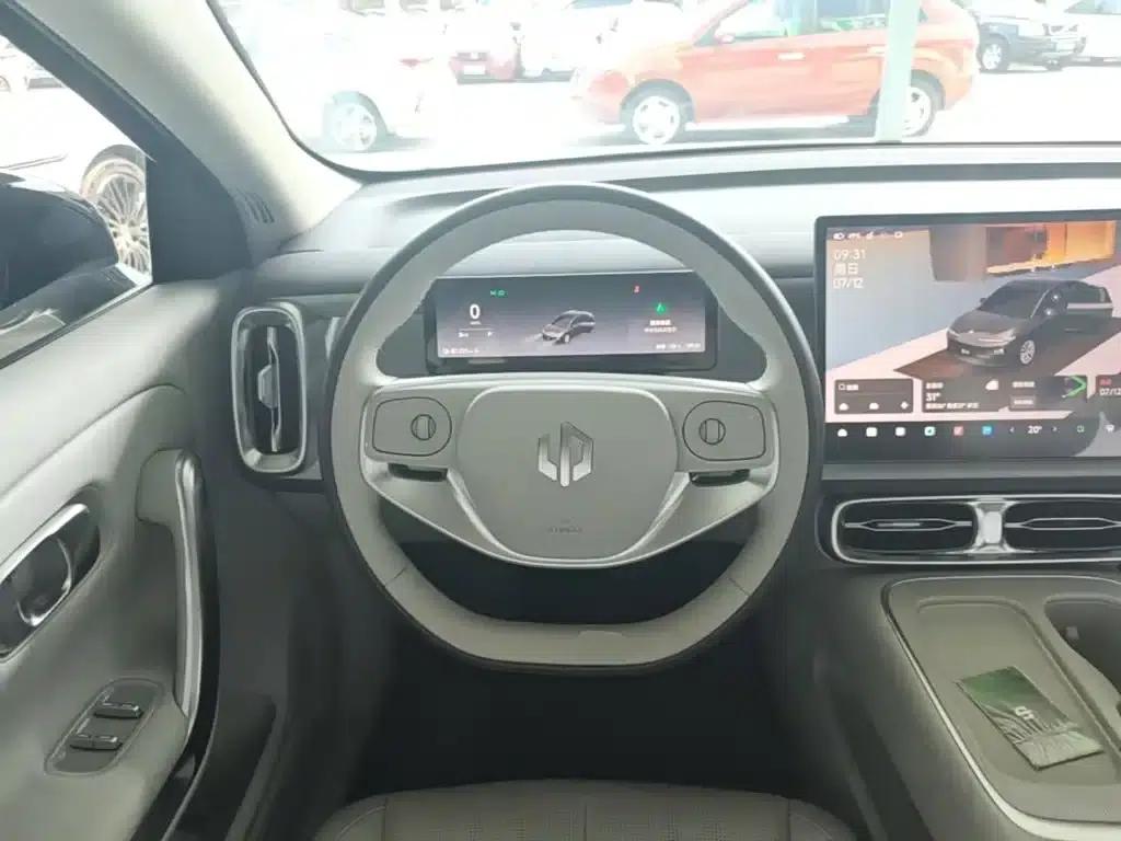 Leapmotor B01 2025 550 Enjoy Edition — миниатюра 11