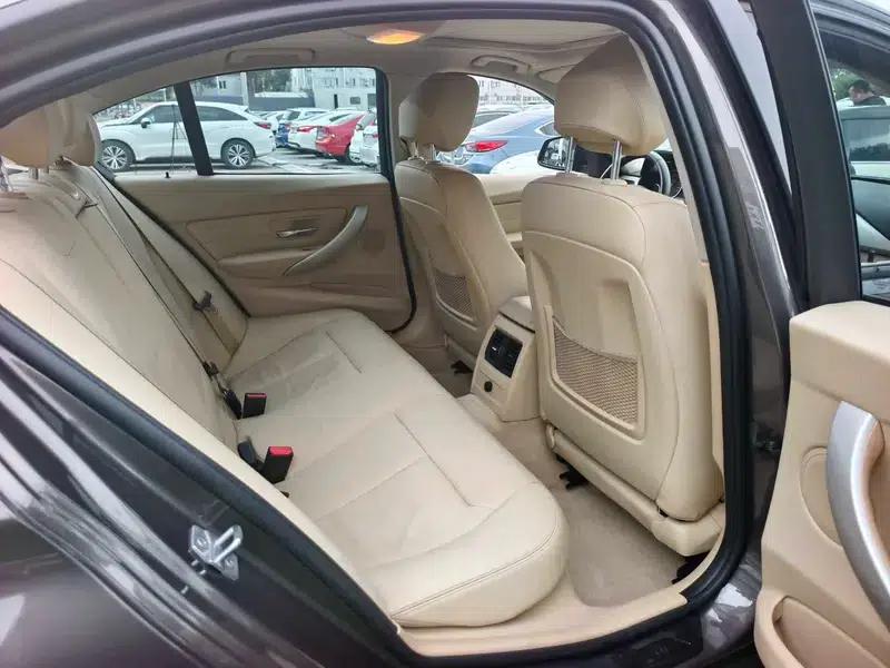 2014 BMW 3 Series 320i Fashion Edition — миниатюра 17