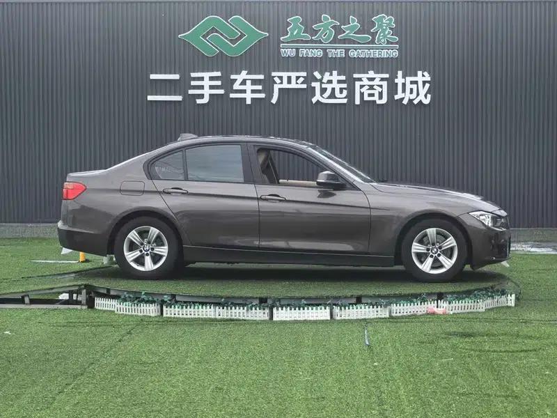 2014 BMW 3 Series 320i Fashion Edition — миниатюра 8
