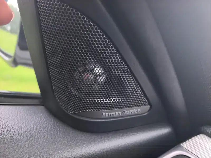 2019 BMW 3 Series 320Li M Sport Package — миниатюра 8