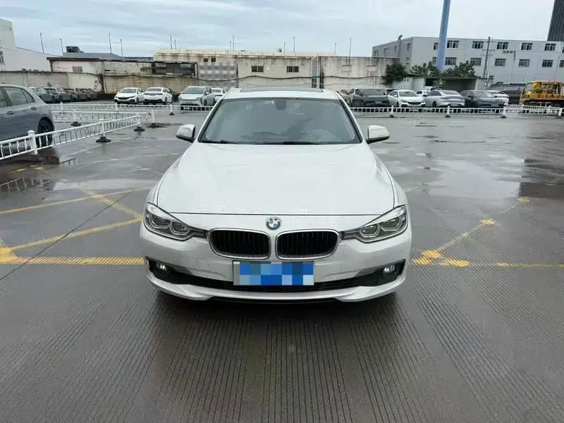 2017 BMW 3 Series 320Li Fashion Edition — миниатюра 2