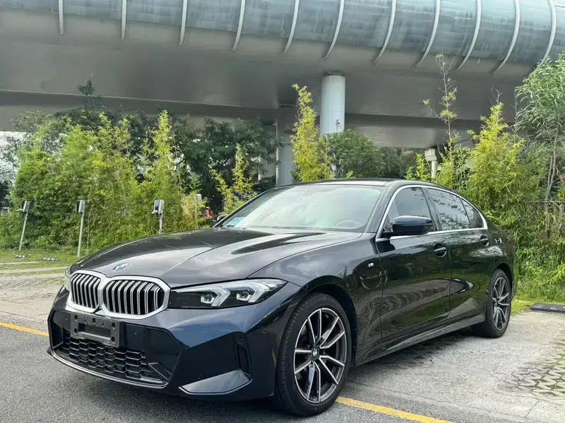 2024 BMW 3 Series 2.0T Automatic Front-Wheel Drive 5-Seater Factory Custom Edition — миниатюра 1