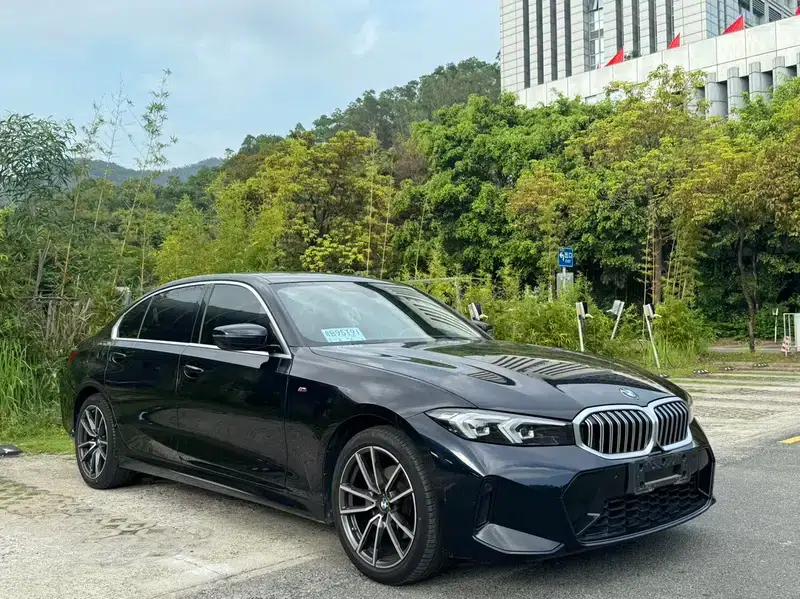 2024 BMW 3 Series 2.0T Automatic Front-Wheel Drive 5-Seater Factory Custom Edition — миниатюра 3
