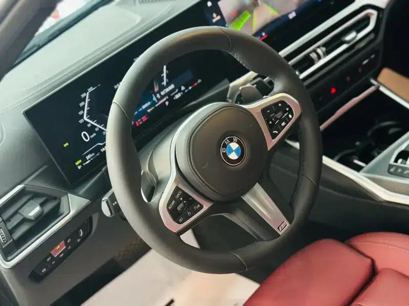 2023 BMW 3 Series 325i M Sport Shadow Edition — миниатюра 12