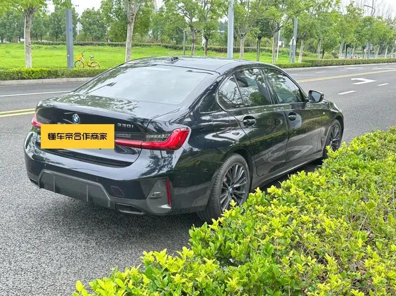 2023 BMW 3 Series 330i M Sport Shadow Edition — миниатюра 6