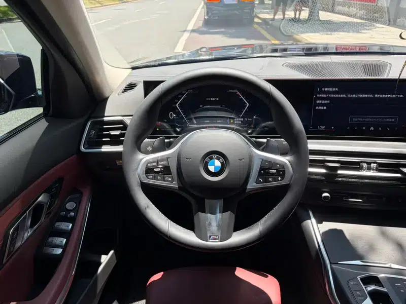 2023 BMW 3 Series 325i M Sport Package — миниатюра 12