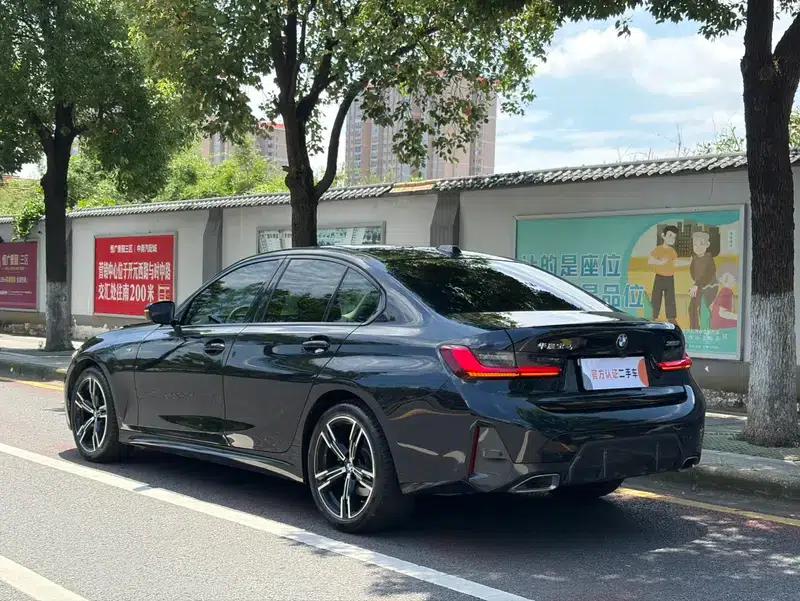 2023 BMW 3 Series 325i M Sport Package — миниатюра 4