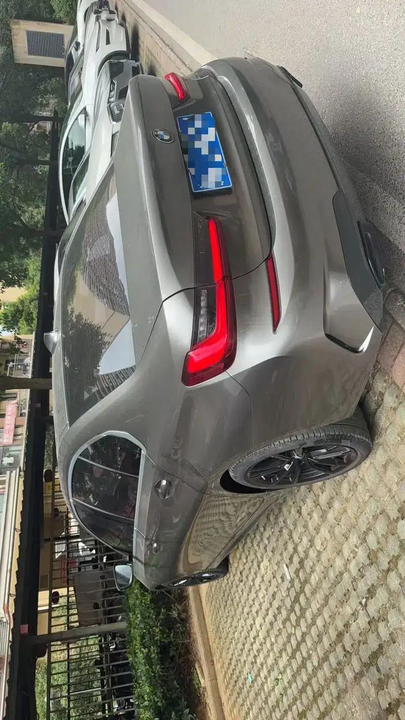 2022 BMW 3 Series 320Li M Sport Package — миниатюра 7
