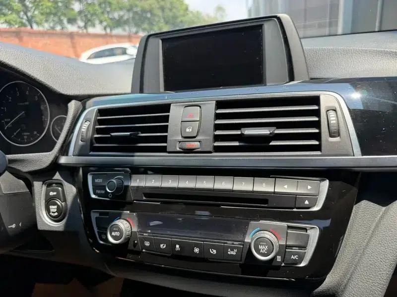 2017 BMW 3 Series 320Li Fashion Edition — миниатюра 7