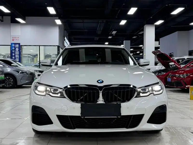 2022 BMW 3 Series 320Li M Sport Package — миниатюра 2