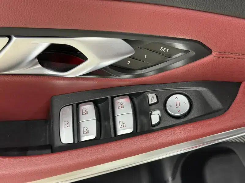 2022 BMW 3 Series 320Li M Sport Package — миниатюра 18