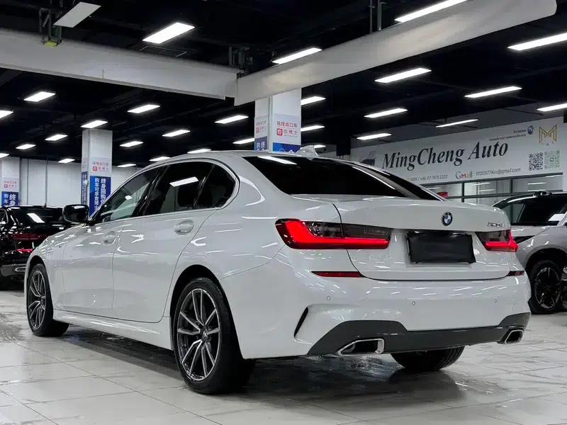 2022 BMW 3 Series 320Li M Sport Package — миниатюра 4