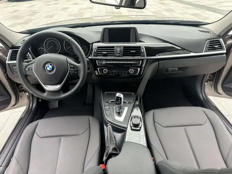 2016 BMW 3 Series 320Li Fashion Edition — миниатюра 7