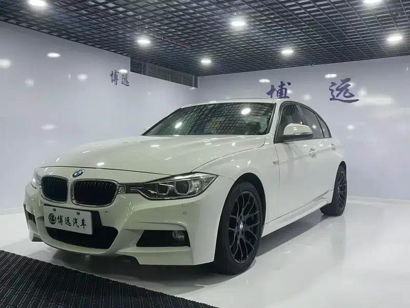 2013 BMW 3 Series 320i Sport Design Package — миниатюра 1