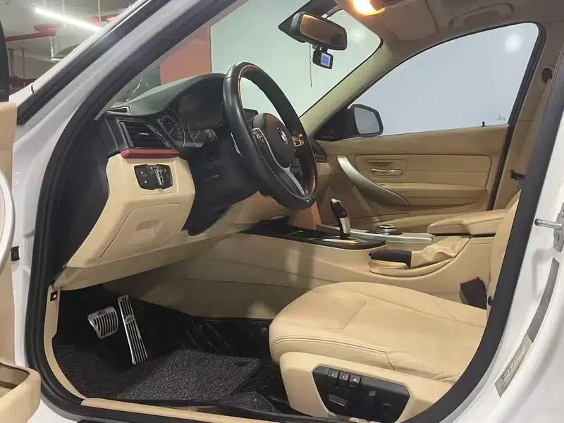 2013 BMW 3 Series 320i Sport Design Package — миниатюра 8