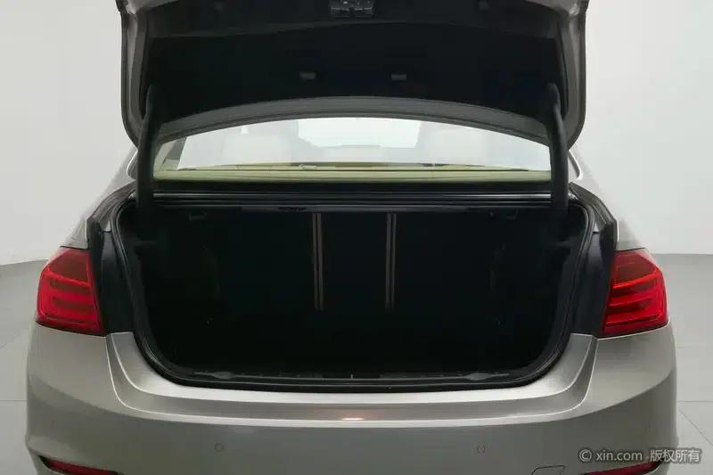 BMW 3 Series 2013 320Li Fashion Edition — миниатюра 24
