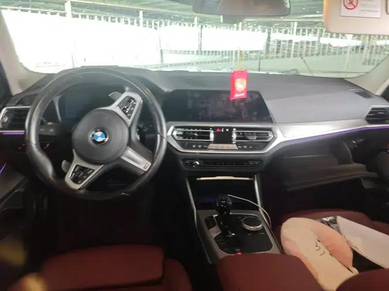 2022 BMW 3 Series 325i M Sport Shadow Edition — миниатюра 5