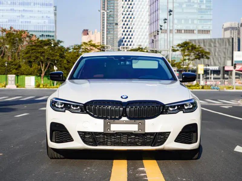 2021 BMW 3 Series 330i M Sport Shadow Edition — миниатюра 2