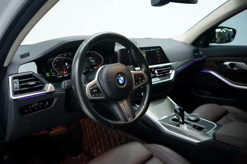 2022 BMW 3 Series 325Li M Sport Package — миниатюра 18