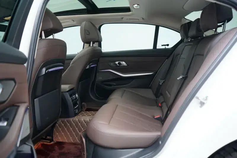 2022 BMW 3 Series 325Li M Sport Package — миниатюра 20