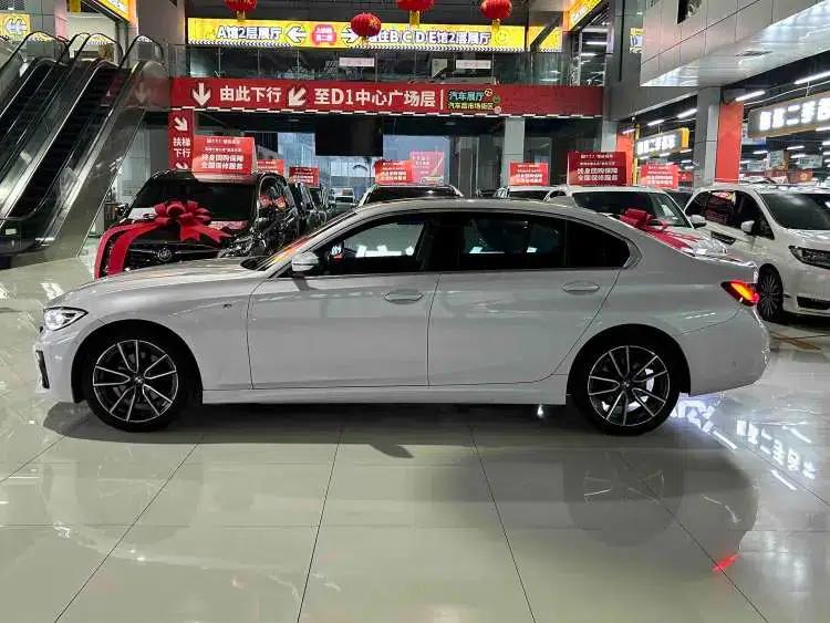 2020 BMW 3 Series 325Li M Sport Package — миниатюра 4