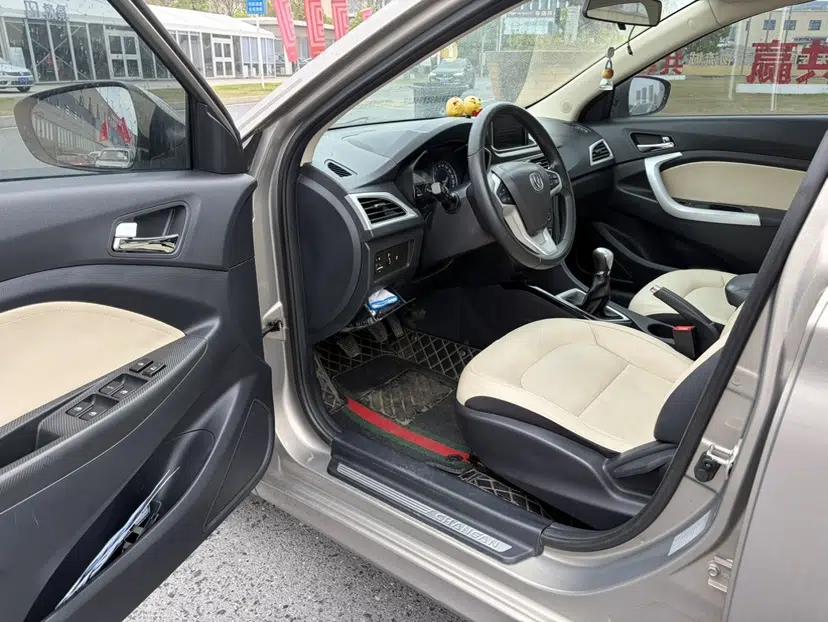 CHANGAN Alsvin V7 2016 1.6L Manual Enjoyment Model China V Standard — миниатюра 28