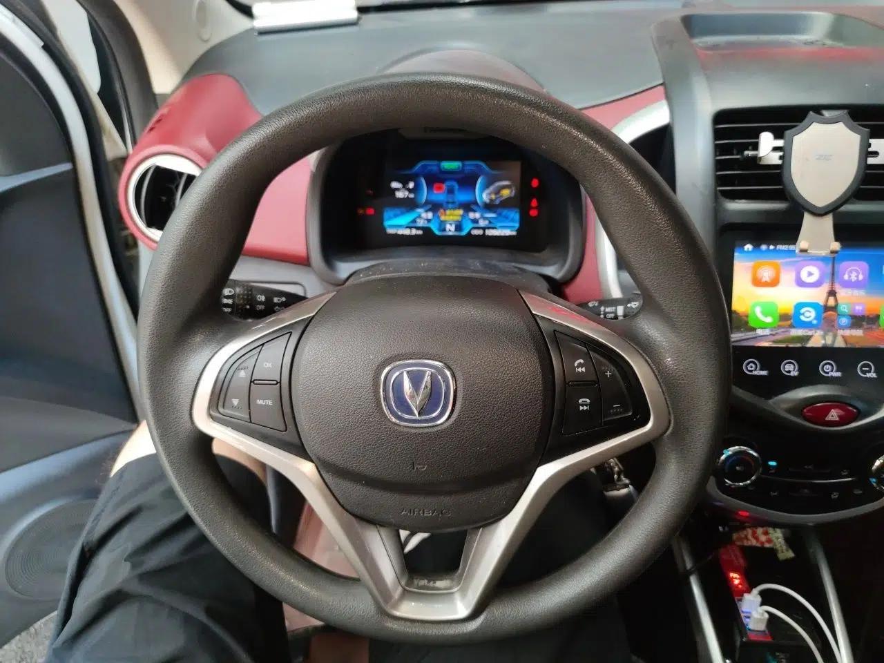 CHANGAN Benni EV 2017 All-Electric 210 km Luxury Model — миниатюра 10