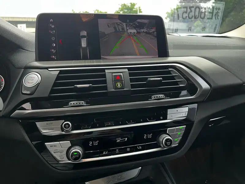 BMW X3 2019 xDrive25i Luxury Package — миниатюра 9