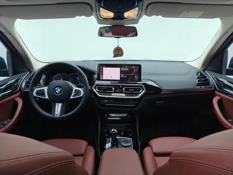 2022 BMW X3 xDrive25i M Sport Package — миниатюра 14