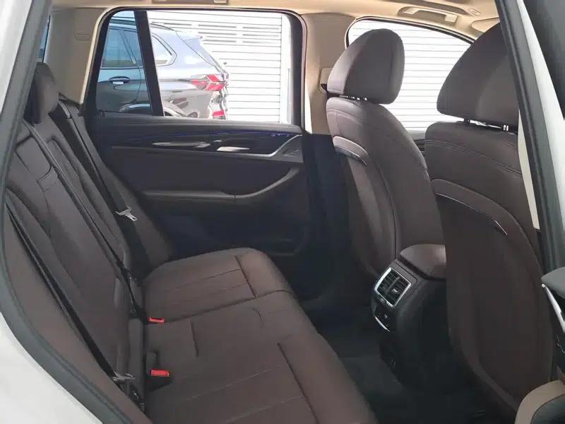 2022 BMW X3 xDrive25i M Sport Package — миниатюра 12