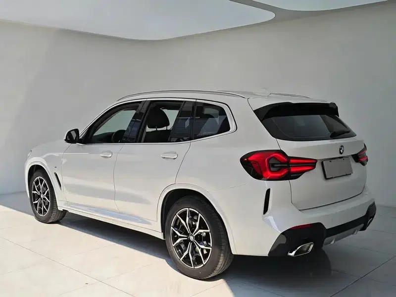 2022 BMW X3 xDrive25i M Sport Package — миниатюра 4