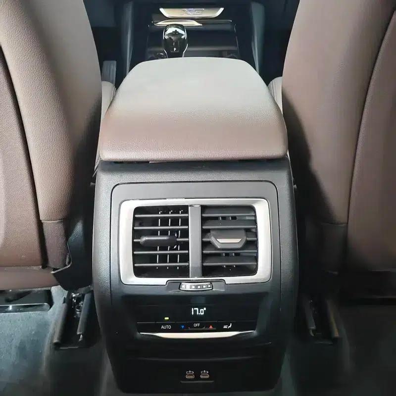 2022 BMW X3 xDrive25i M Sport Package — миниатюра 5