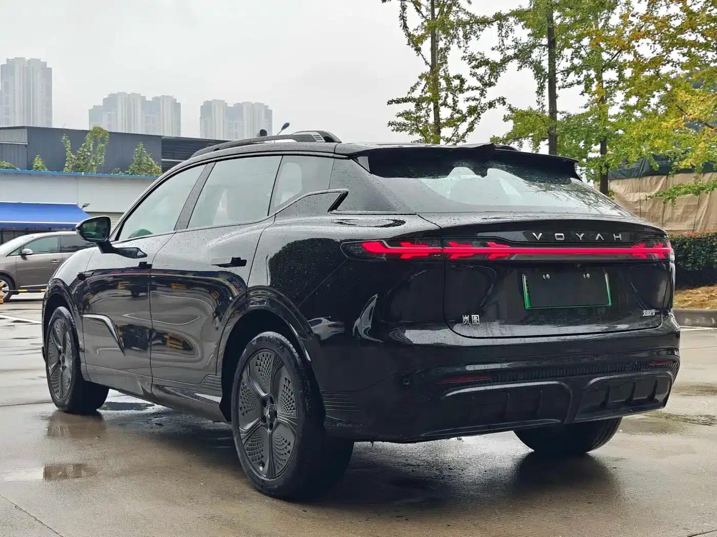 Voyah 2024 Long Range Supercharging Edition — миниатюра 9