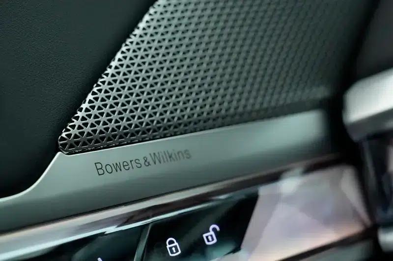 2023 BMW 7 Series 735Li M Sport Package — миниатюра 9
