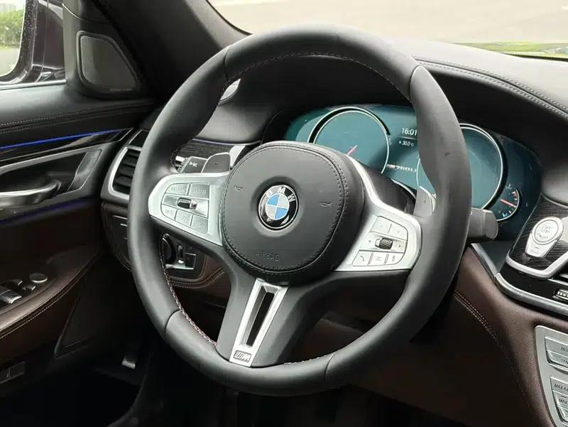 2018 BMW 7 Series 740Li Leading Edition M Sport Package — миниатюра 12