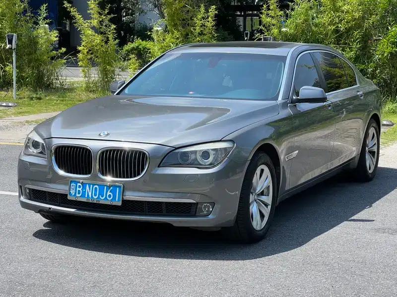 2011 BMW 7 Series 730Li Elegant Edition — миниатюра 1