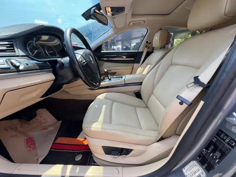 2011 BMW 7 Series 730Li Elegant Edition — миниатюра 7