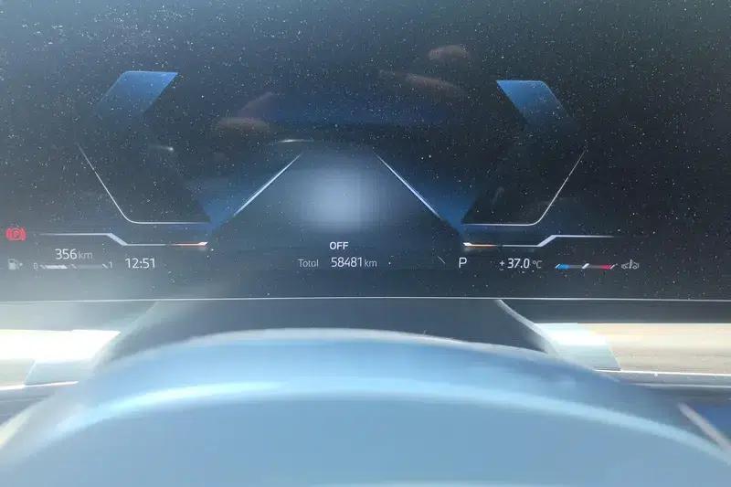 2023 BMW 7 Series 735Li M Sport Package — миниатюра 14