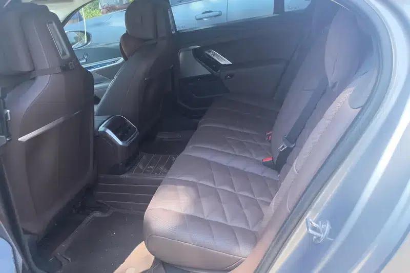 2023 BMW 7 Series 735Li M Sport Package — миниатюра 16