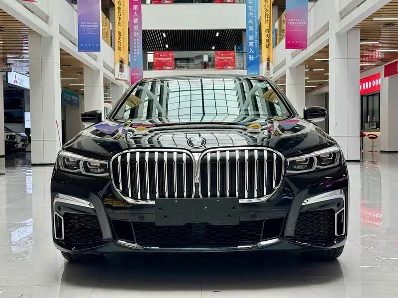 2021 BMW 7 Series 740Li Leading Edition M Sport Package — миниатюра 2