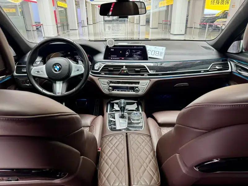 2021 BMW 7 Series 740Li Leading Edition M Sport Package — миниатюра 10