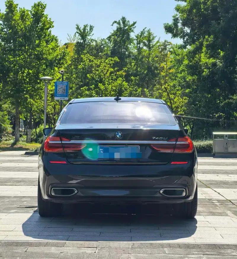 2018 BMW 7 Series 730Li Leading Edition M Sport Package — миниатюра 5