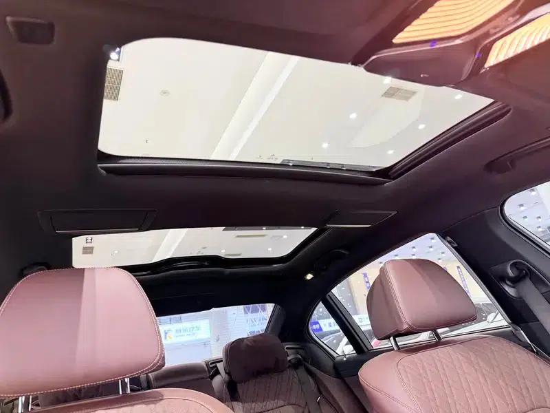 2019 BMW 7 Series 730Li M Sport Package — миниатюра 25