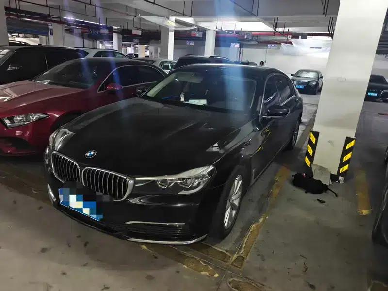 2017 BMW 7 Series 730Li Leading Edition — миниатюра 1