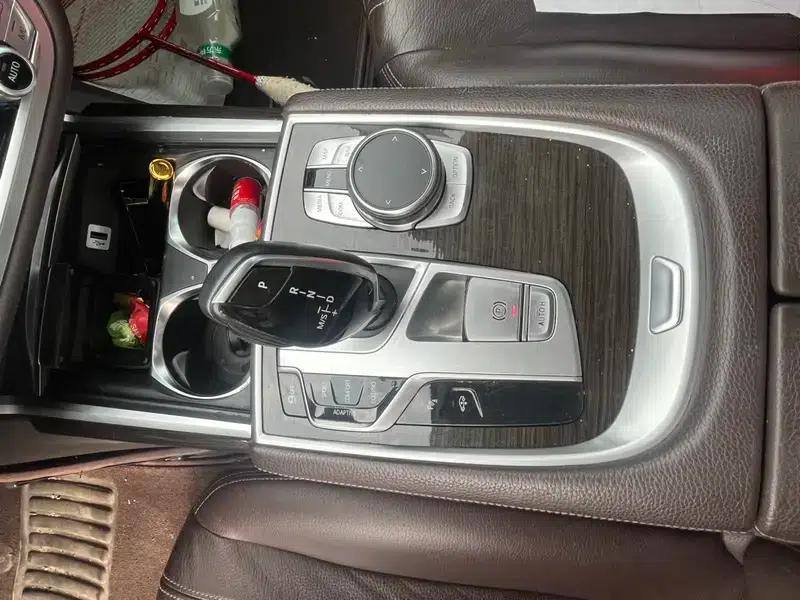2017 BMW 7 Series 730Li Leading Edition — миниатюра 11