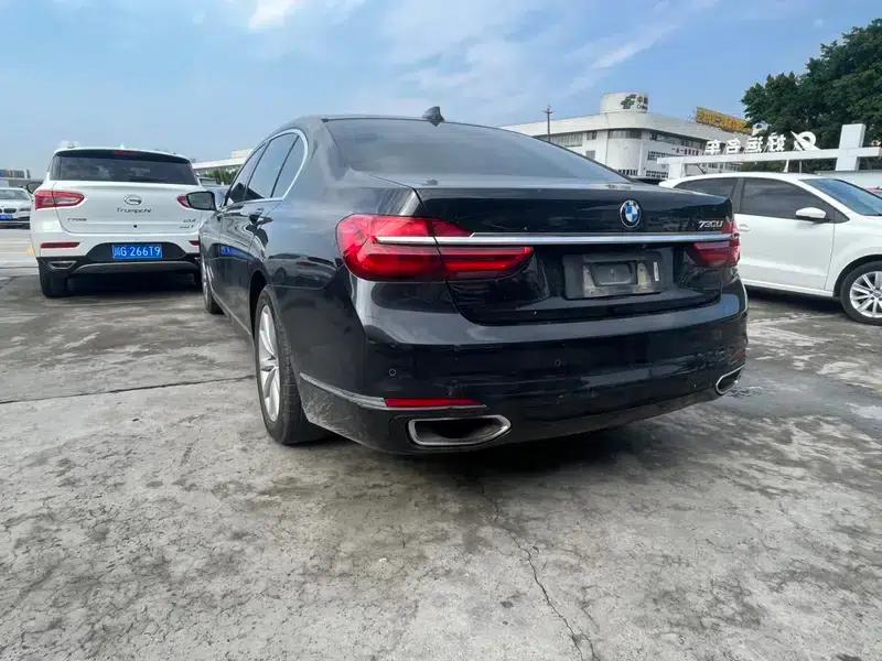 2017 BMW 7 Series 730Li Leading Edition — миниатюра 3