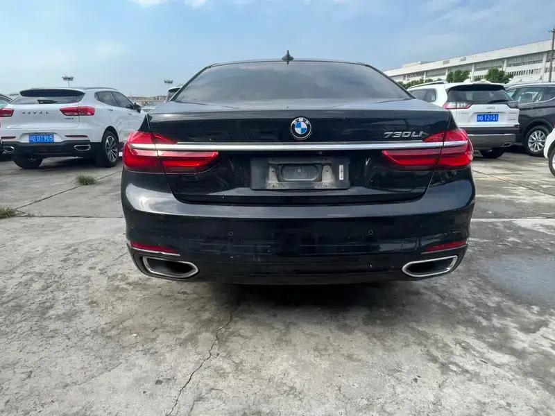 2017 BMW 7 Series 730Li Leading Edition — миниатюра 4