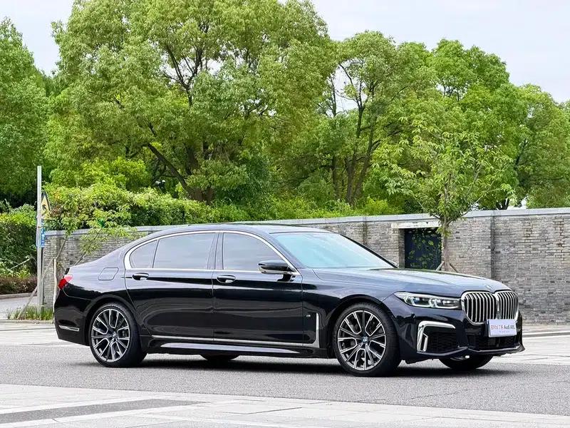 2021 BMW 7 Series 740Li xDrive Executive M Sport Package — миниатюра 3